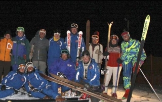  Grupo de esquiadores 